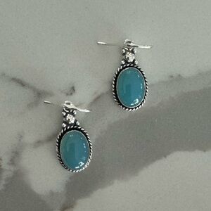 NWOT Sundance Elysian Earrings, Blue Chalcedony, Sterling Silver